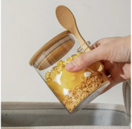 Borcan din sticlă cu capac și linguriță din bambus, 500 ml